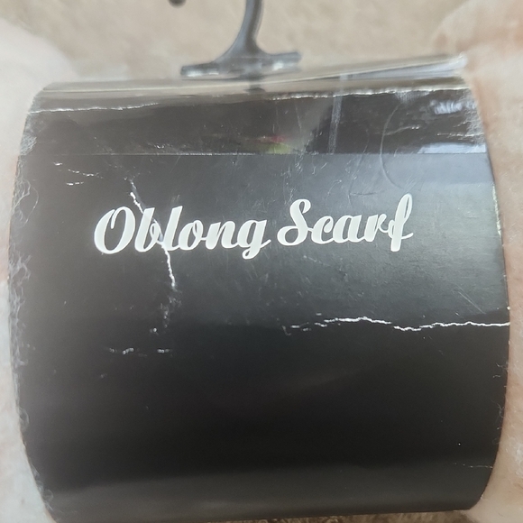 Undefined Accessories - Elegant Fuzzy Oversized Pink And Cream Scarf